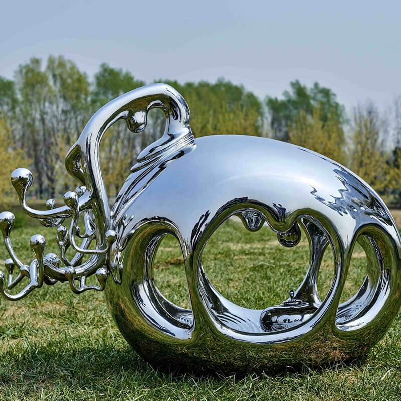 Mirror Polished Stainless Steel Sculpture Bath in The Star