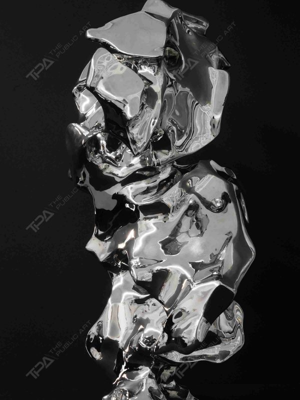 Mirror-finished Taihu Stone Sculpture
