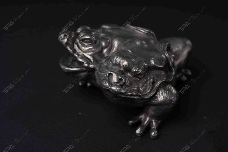 Three-legged Golden Toad Sculpture