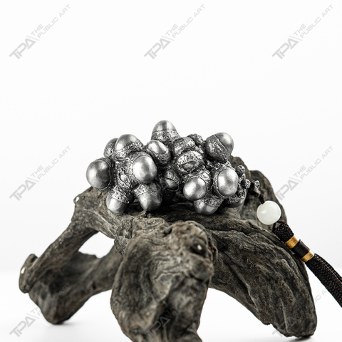 Hand-held Art Sculpture